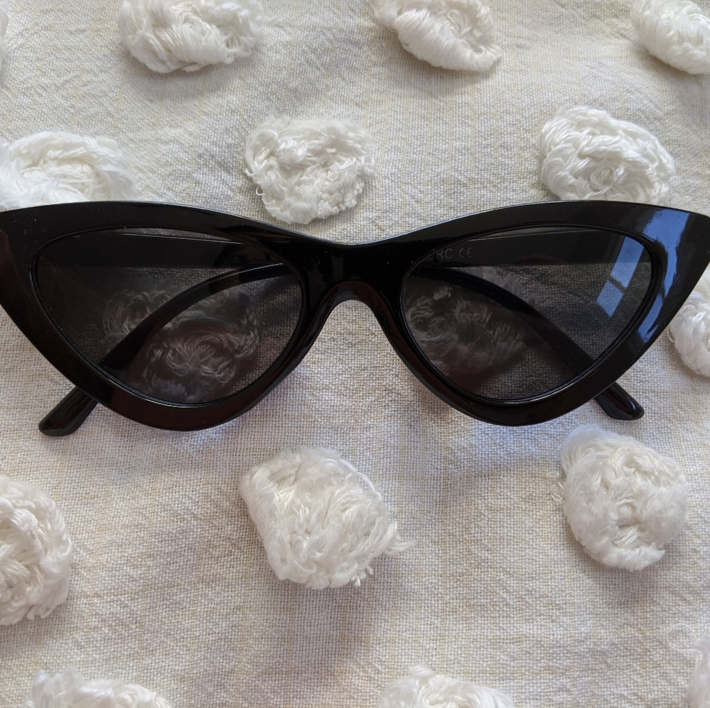 Vintage style cat eye sunnies